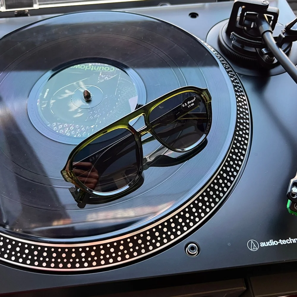 AJ Morgan olive green round aviator style sunglasses